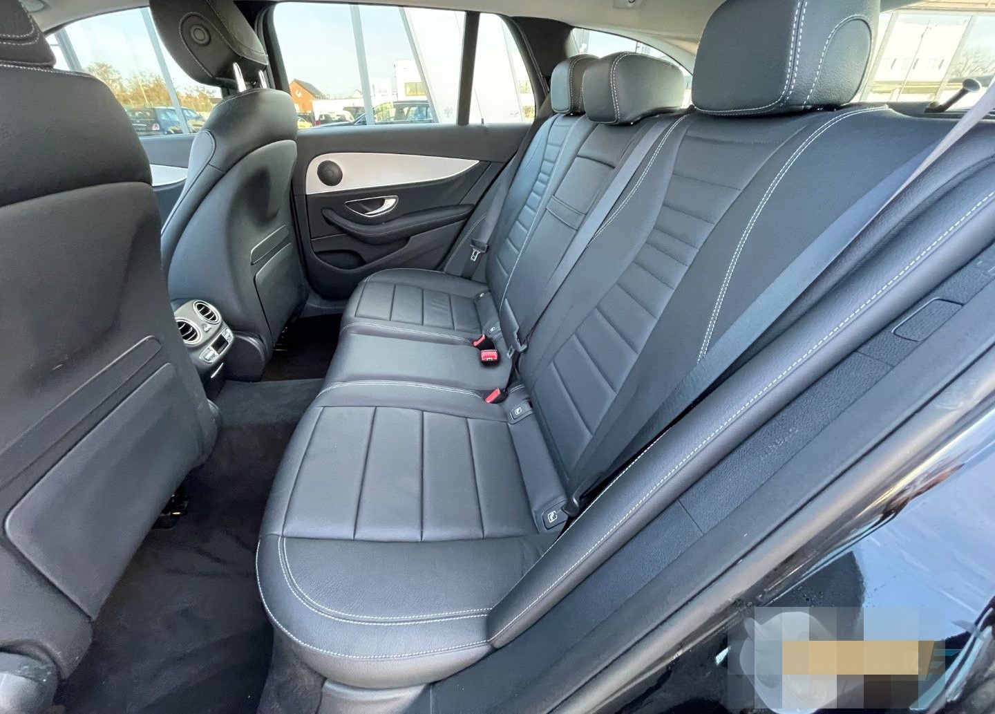 Mercedes-Benz E 450 T 4Matic Multibeam LED Memory foto 24