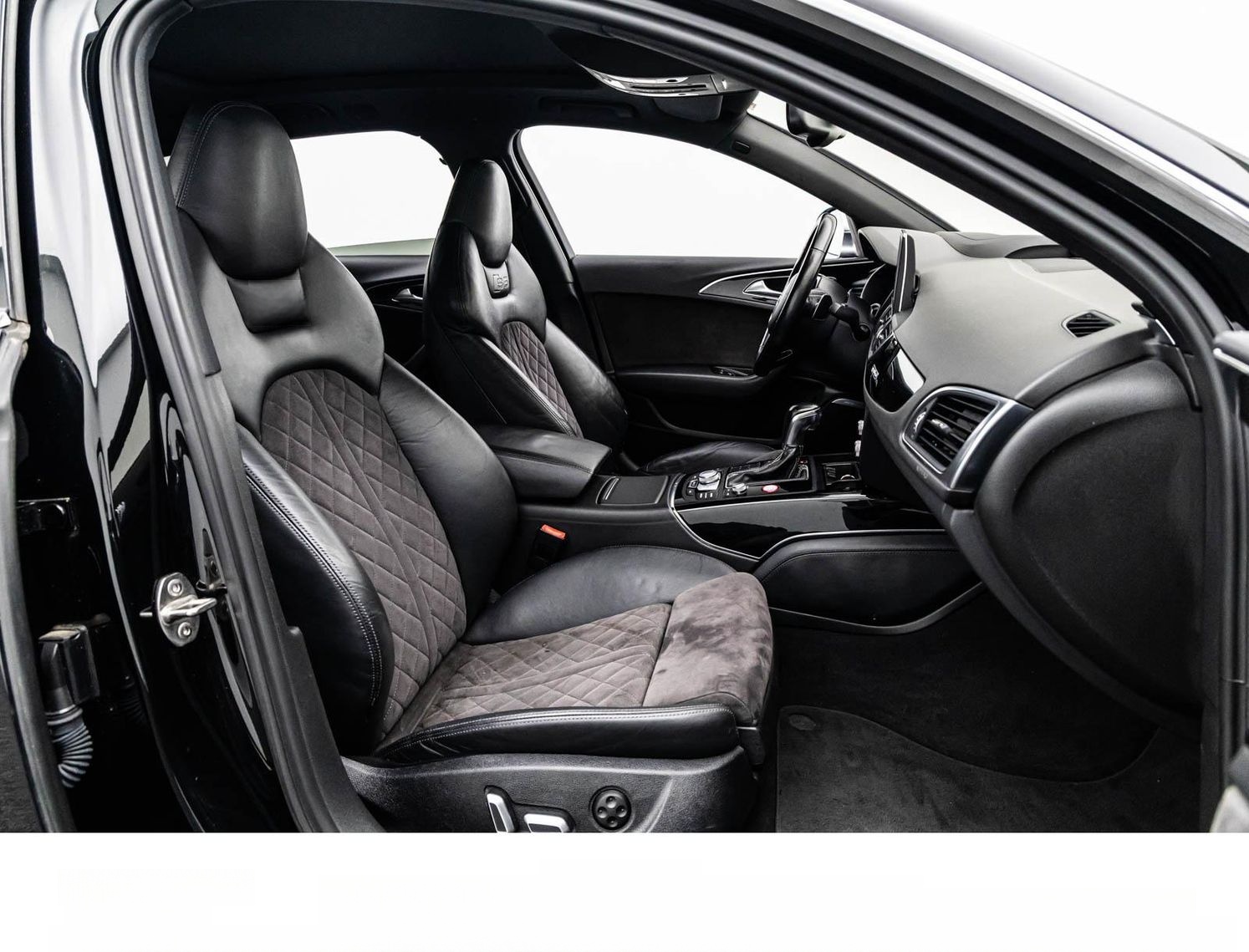 Audi S6 AVANT 4.0TFSi MATRIX/ACC/HuD/PANO/KAM/S-SITZE foto 22