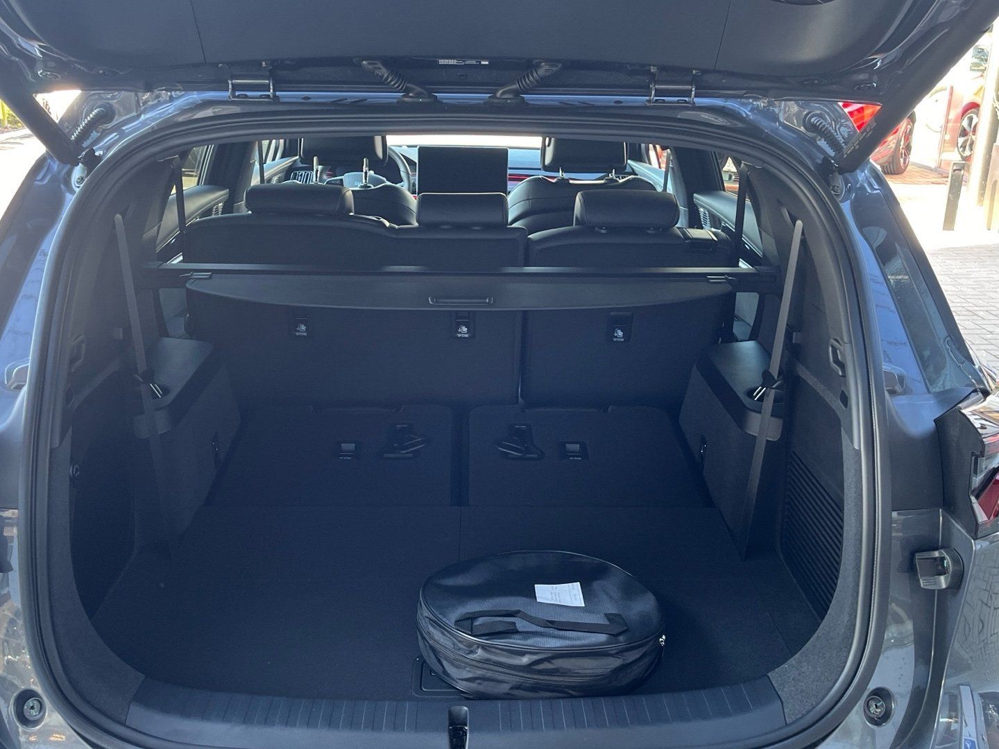 BYD TANG EV AWD 7-Seat Panorama Ambient FACELIFT foto 10