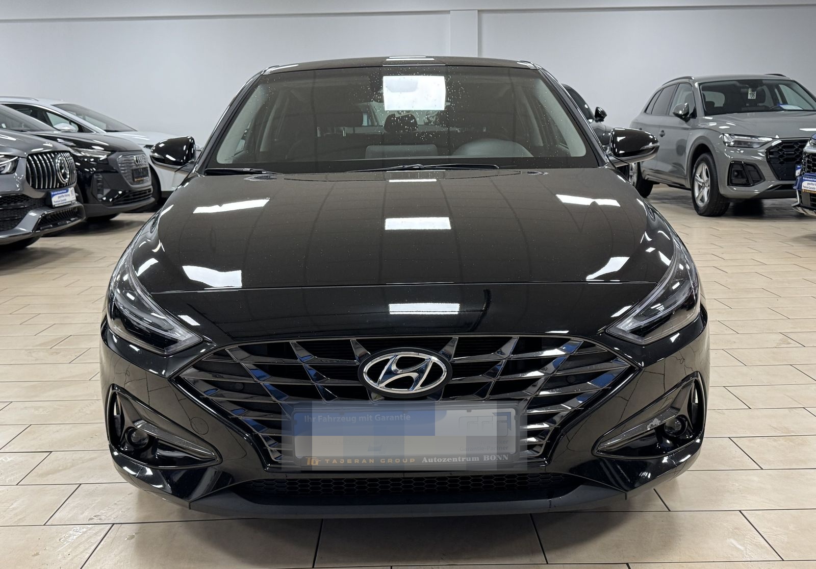 Hyundai i30 Fastback Edition 30+ LED R.Cam DAB+ Navi SHZ foto 2