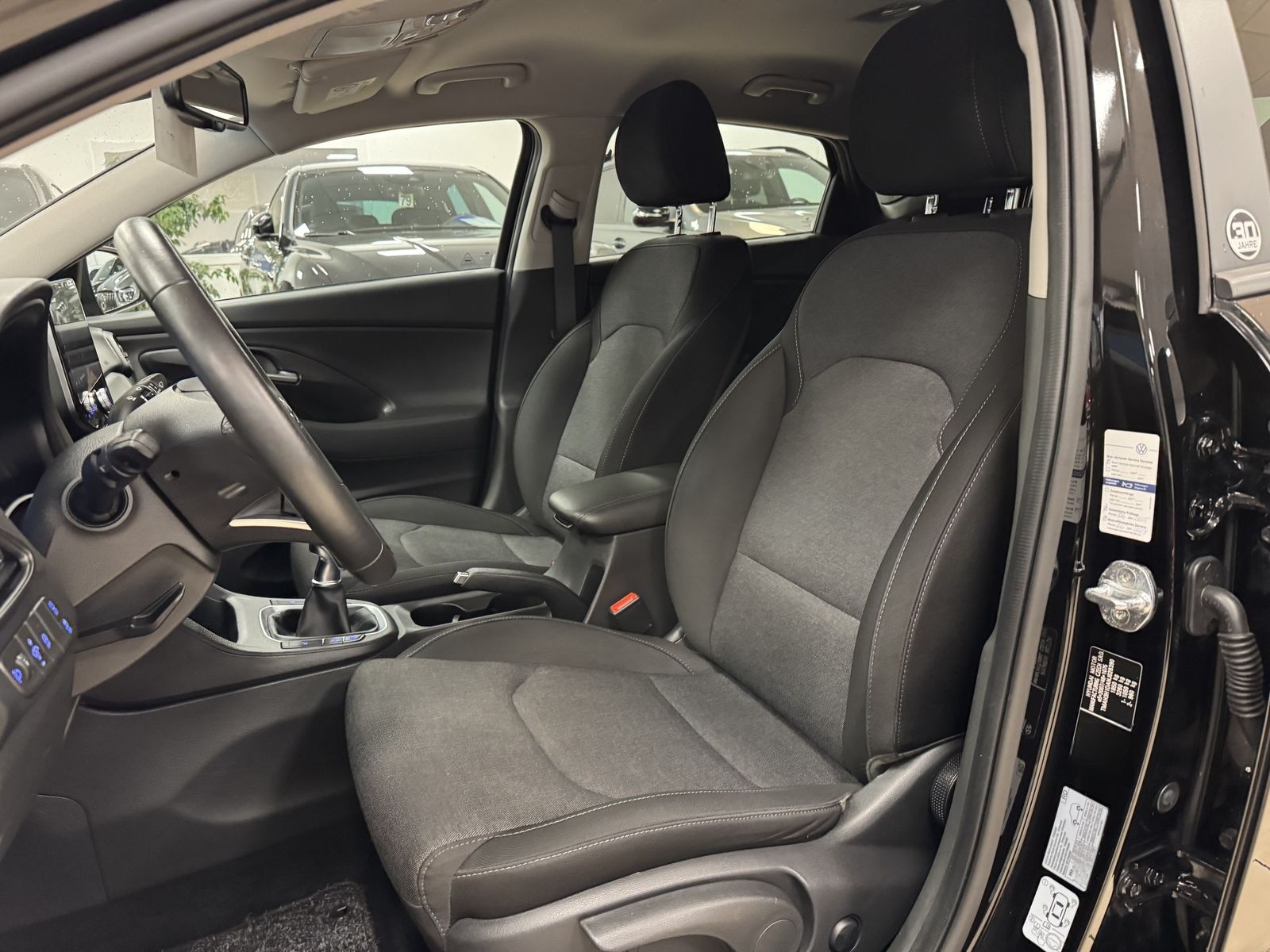 Hyundai i30 Fastback Edition 30+ LED R.Cam DAB+ Navi SHZ foto 14