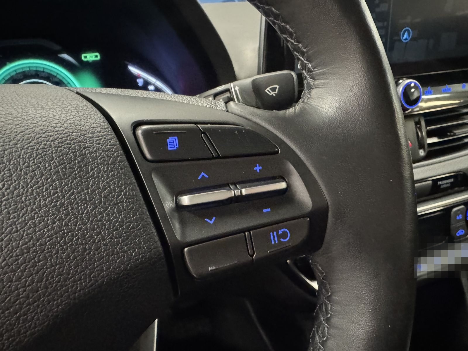 Hyundai i30 Fastback Edition 30+ LED R.Cam DAB+ Navi SHZ foto 25