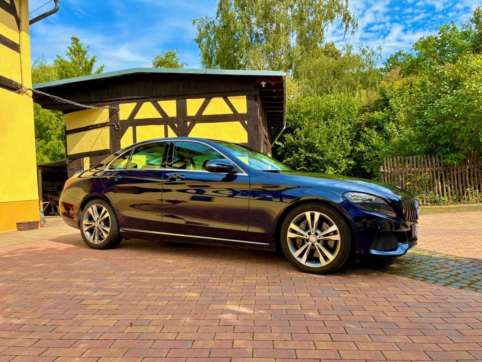 Mercedes-Benz C 400 4MATIC Autom. - foto 2