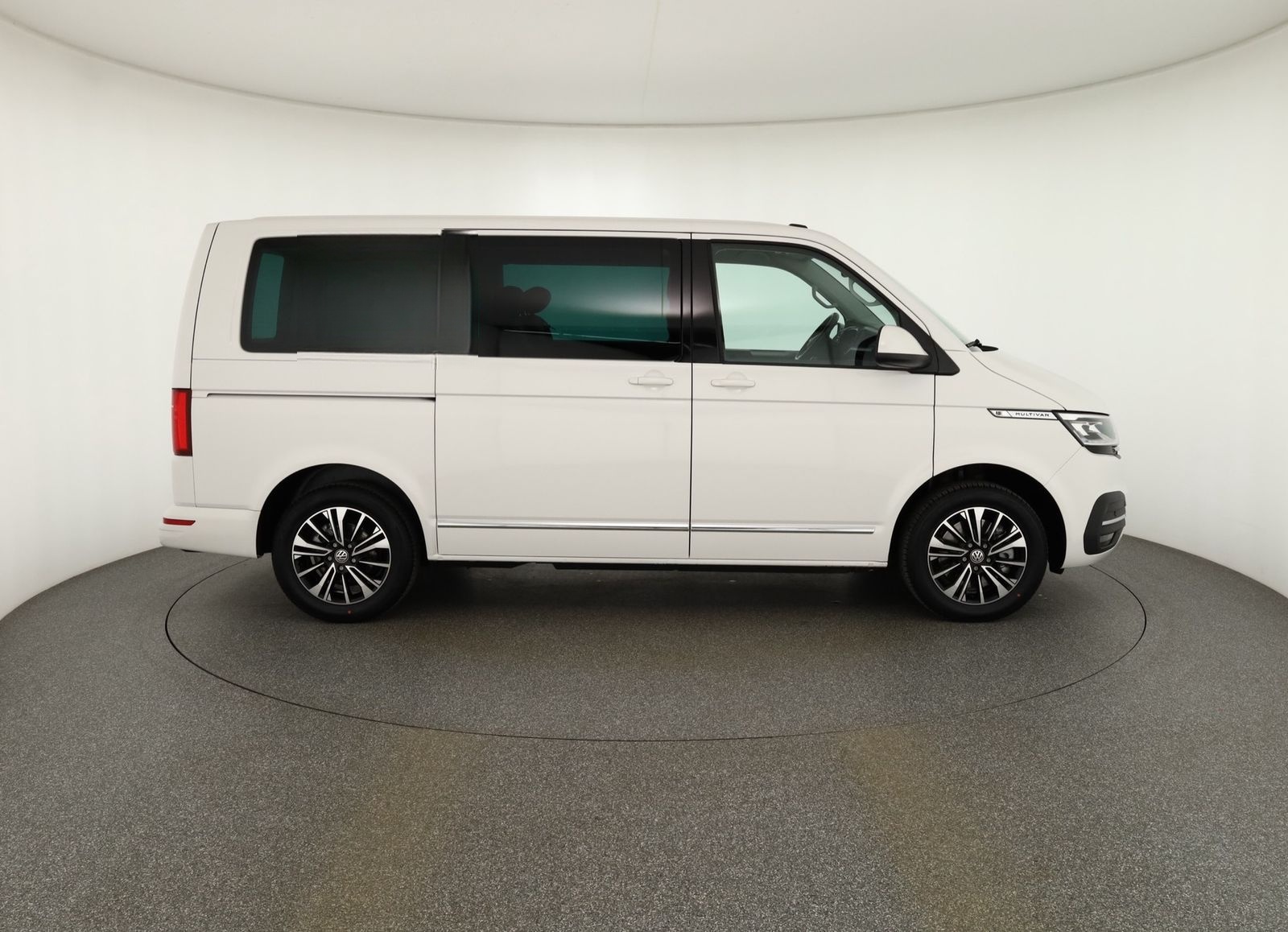 Volkswagen T6.1 Multivan 2.0 TDI GenerationSix ACC LED Navi foto 6