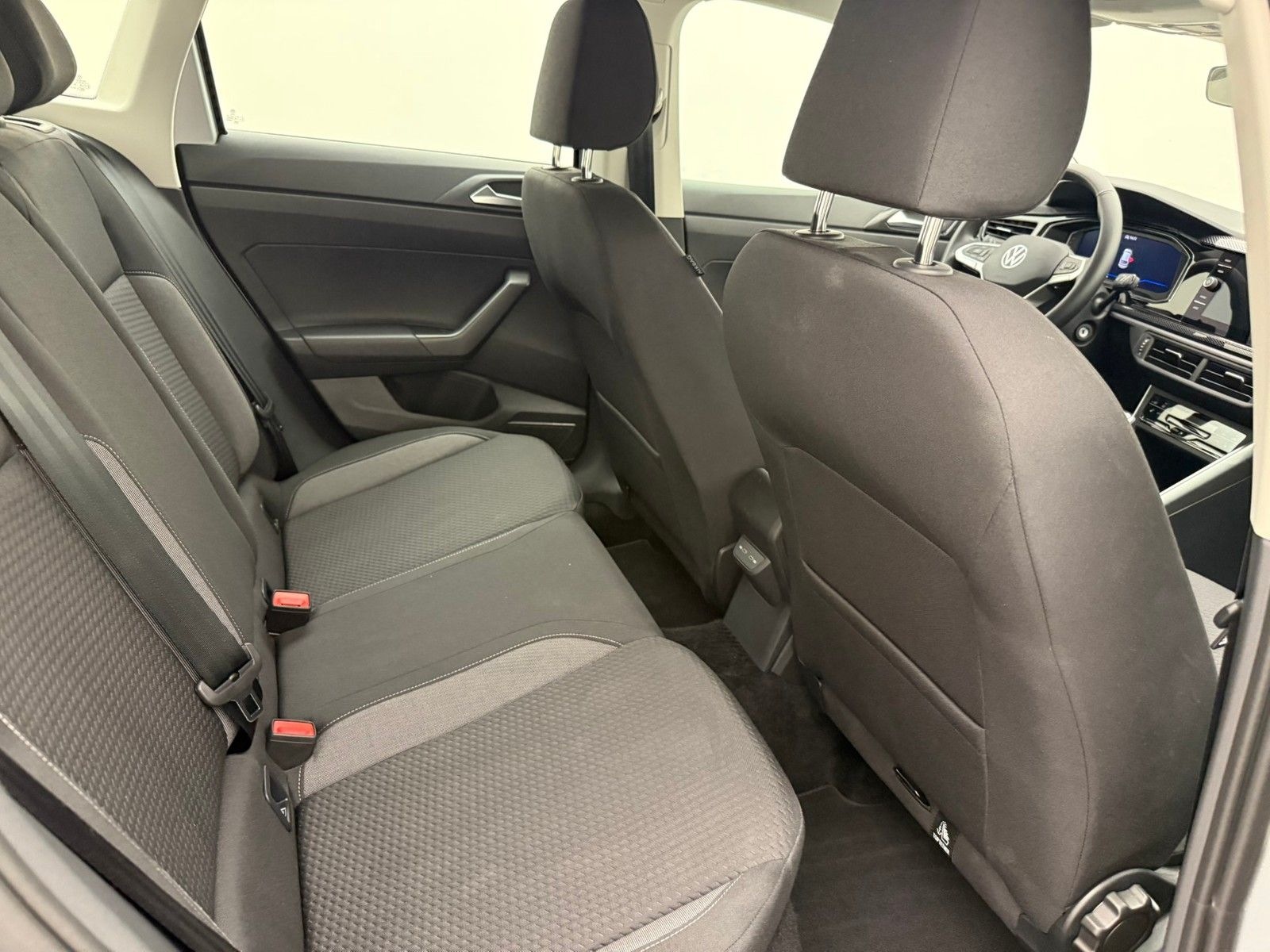 Volkswagen Taigo 1.0 TSI Life 95PS 5-Gang EA8 foto 9