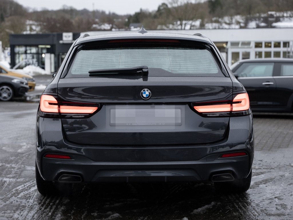 BMW 540d Touring xDrive M-Sport PANO HUD LASER W-LAN foto 7