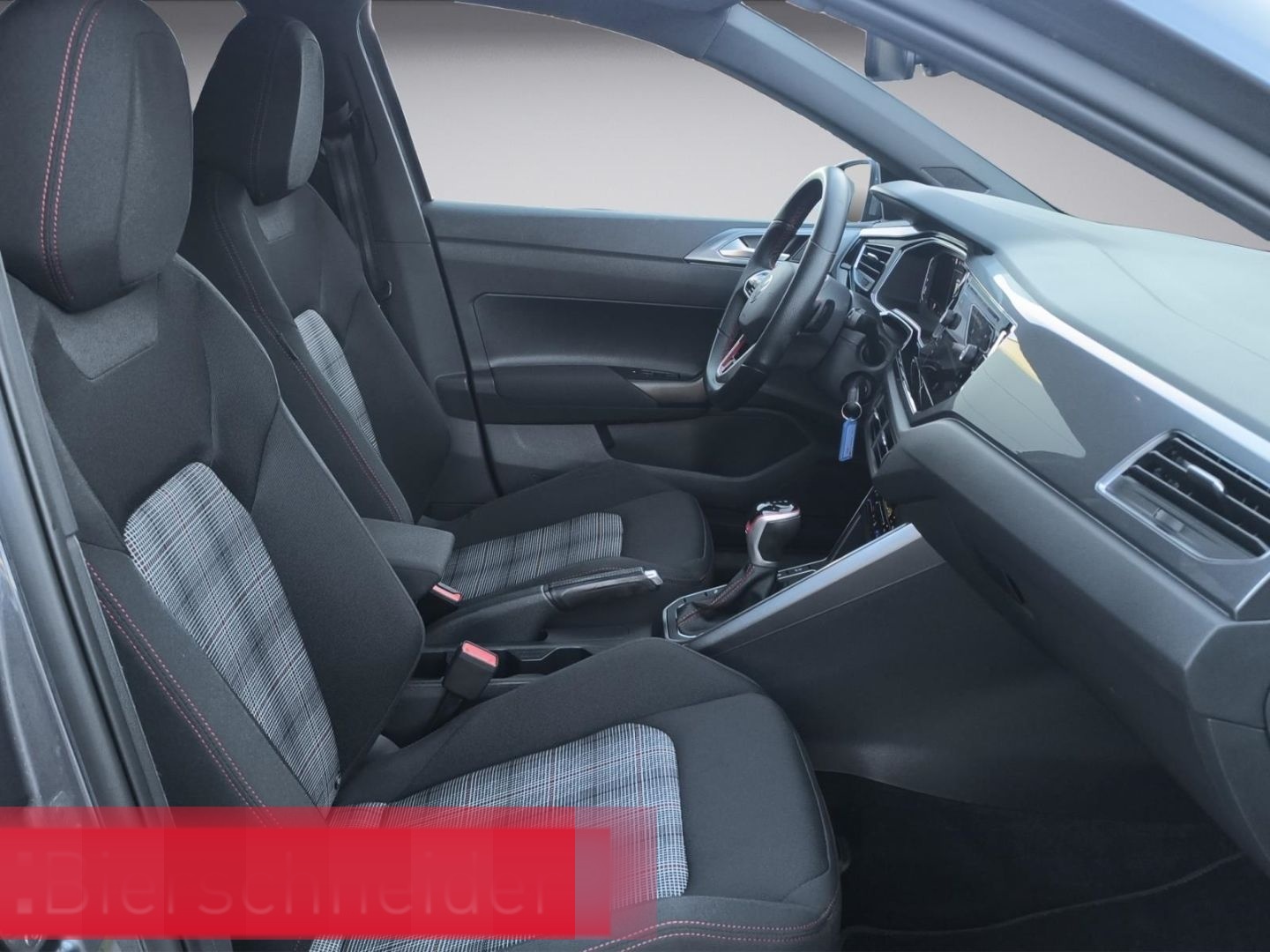 Volkswagen Polo GTI 2.0 TSI DSG NAVI LED 18Z PDC SHZ foto 14