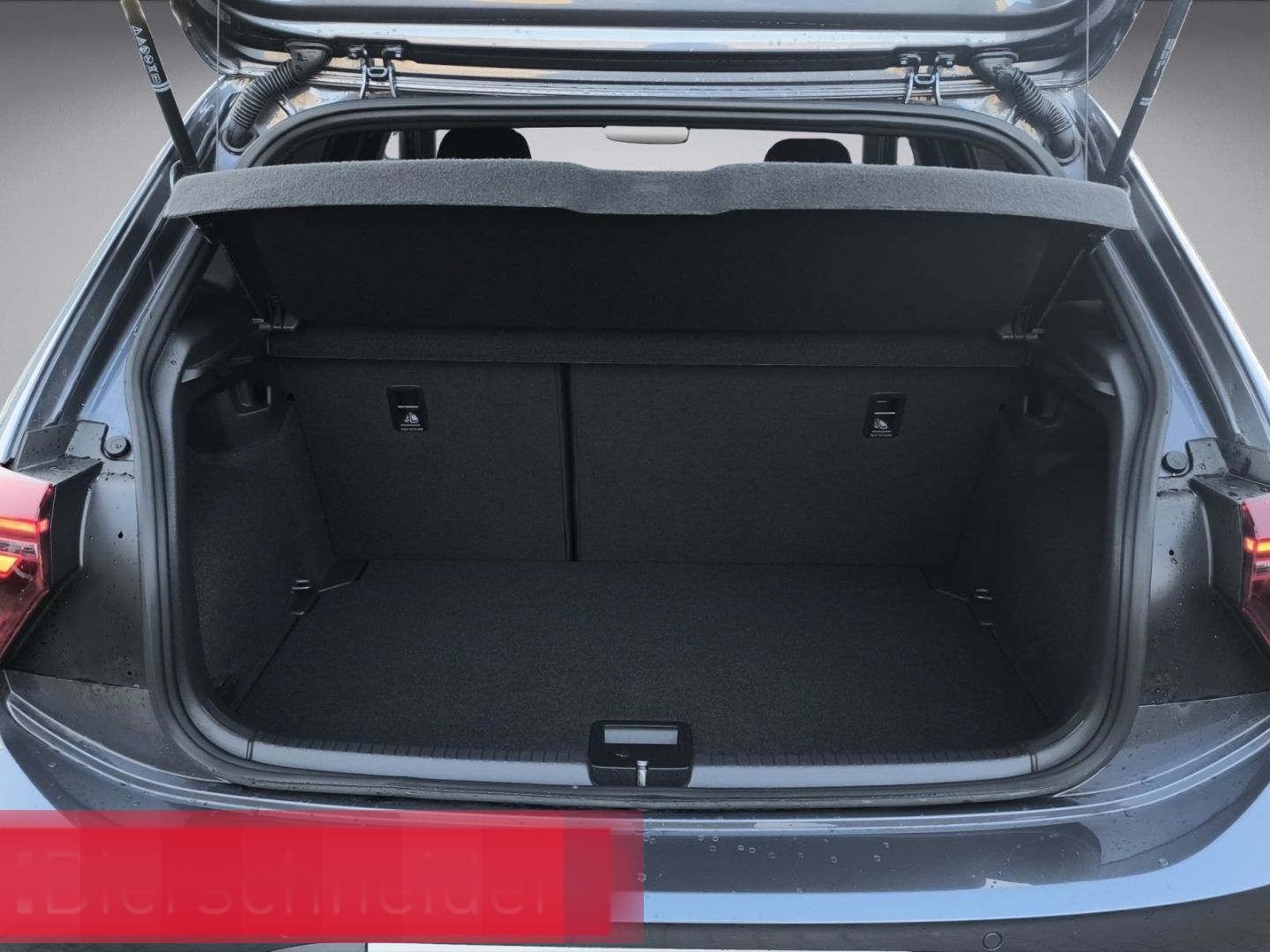 Volkswagen Polo GTI 2.0 TSI DSG NAVI LED 18Z PDC SHZ foto 22