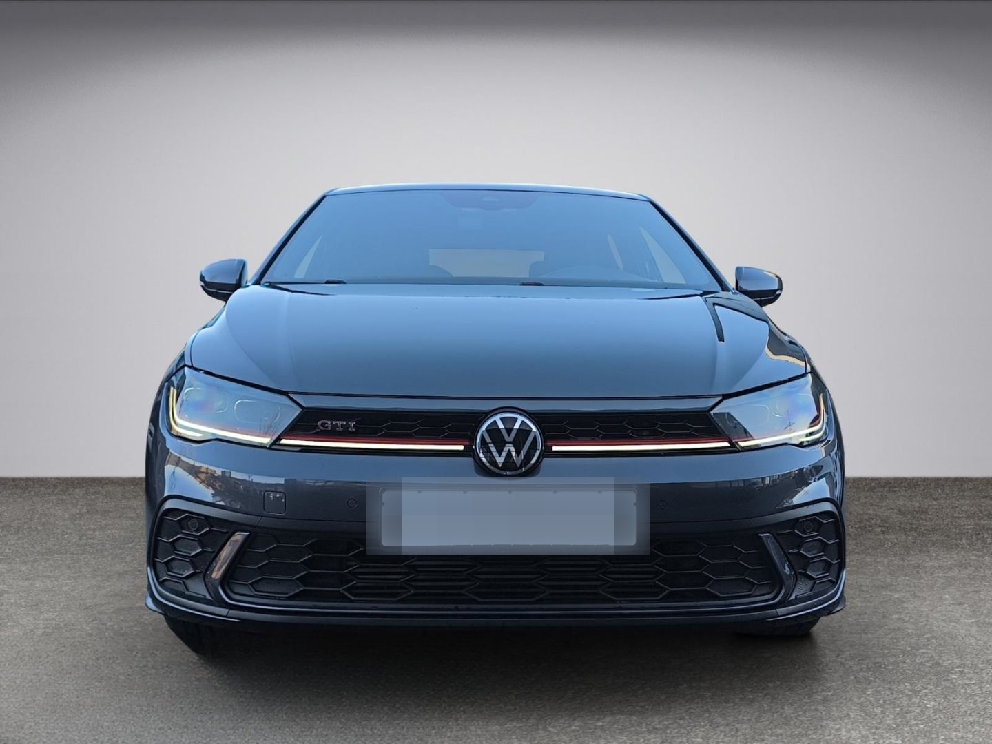 Volkswagen Polo GTI 2.0 TSI DSG NAVI LED 18Z PDC SHZ foto 6