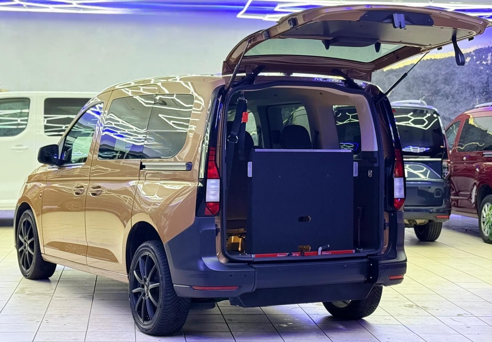 Volkswagen Caddy V Behindertengerecht-Rampe foto 9