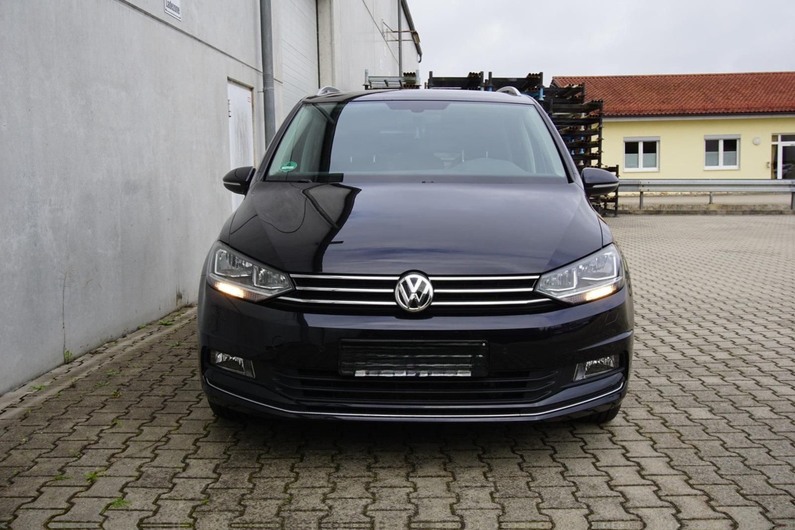 Volkswagen Touran 2.0TDI DSG AHK Navi ACC PDC SHZ 7-S Kamer foto 5