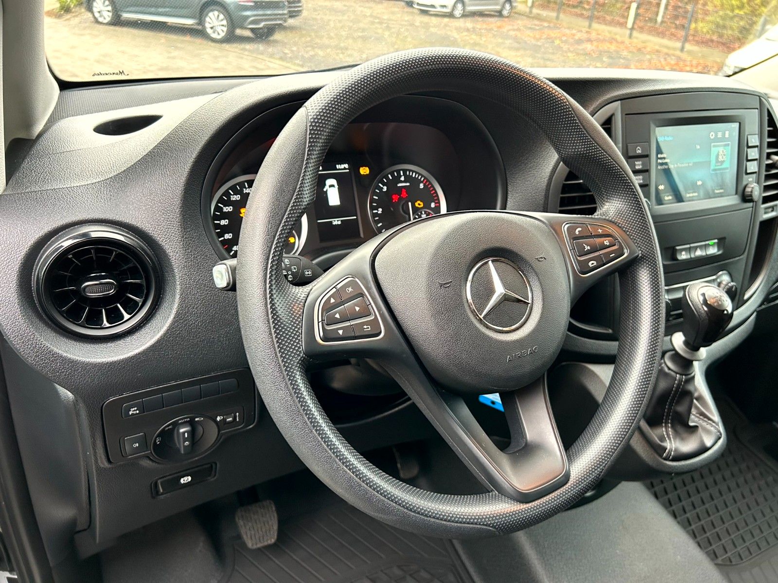 Mercedes-Benz Vito Mixto 114 CDI RWD lang/MBUX/KAM/KLIMA/SHZ foto 17