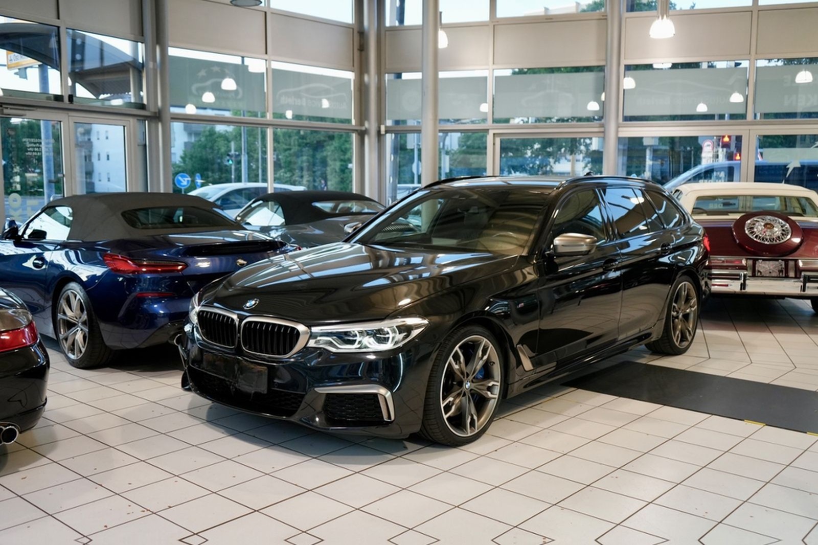 BMW M550 5 Touring M550 d xDrive foto 2