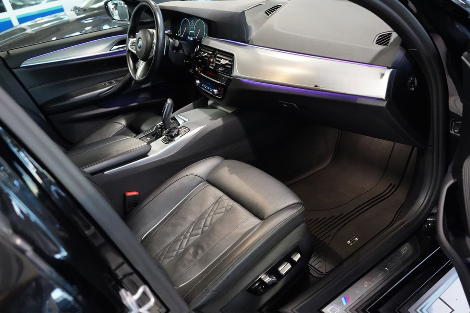 BMW M550 5 Touring M550 d xDrive foto 7