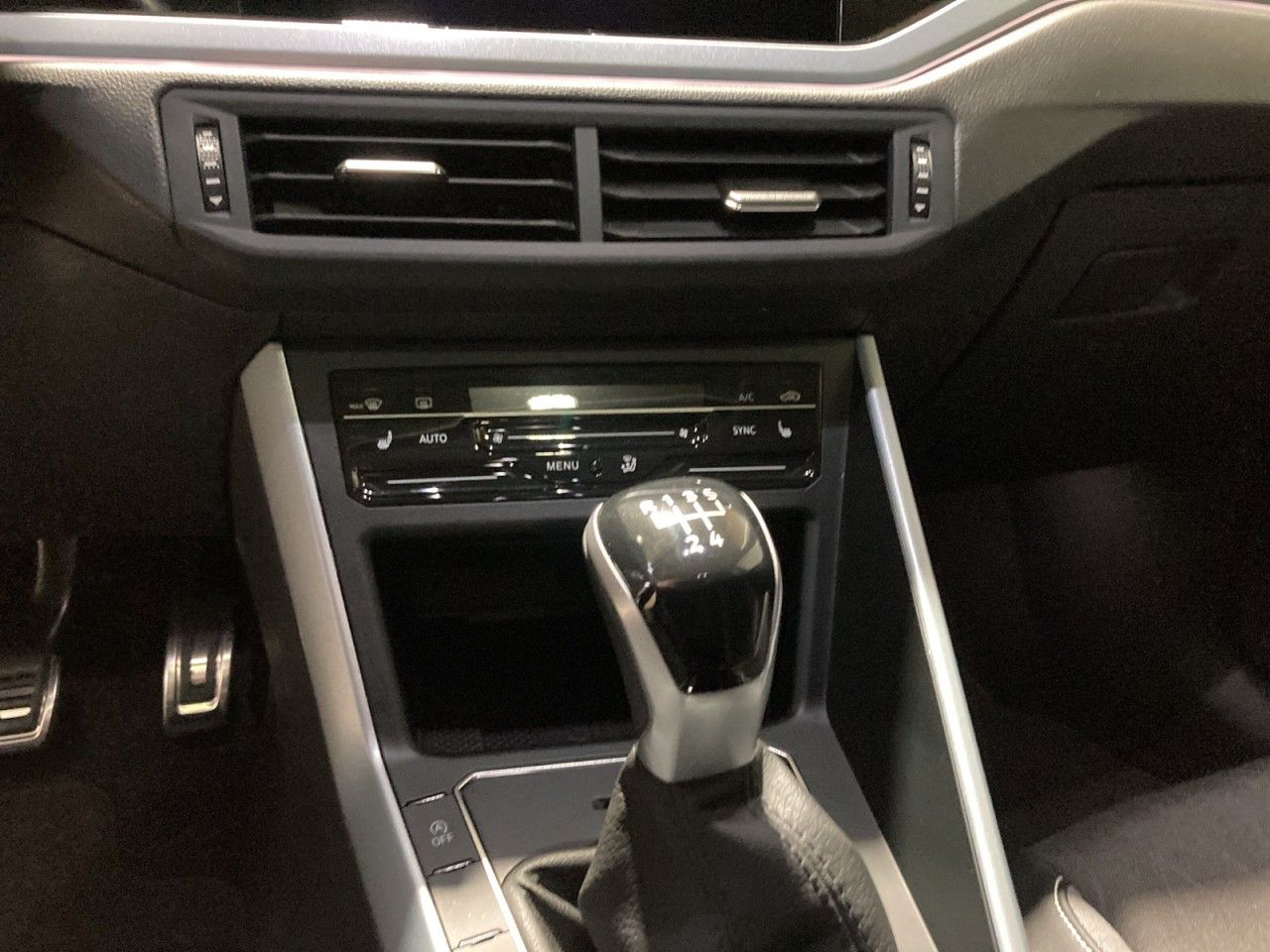 Volkswagen Taigo 1.0 TSI GOAL OPF+USB+DAB+SHZ+EPH+MAL+BAA+ foto 12