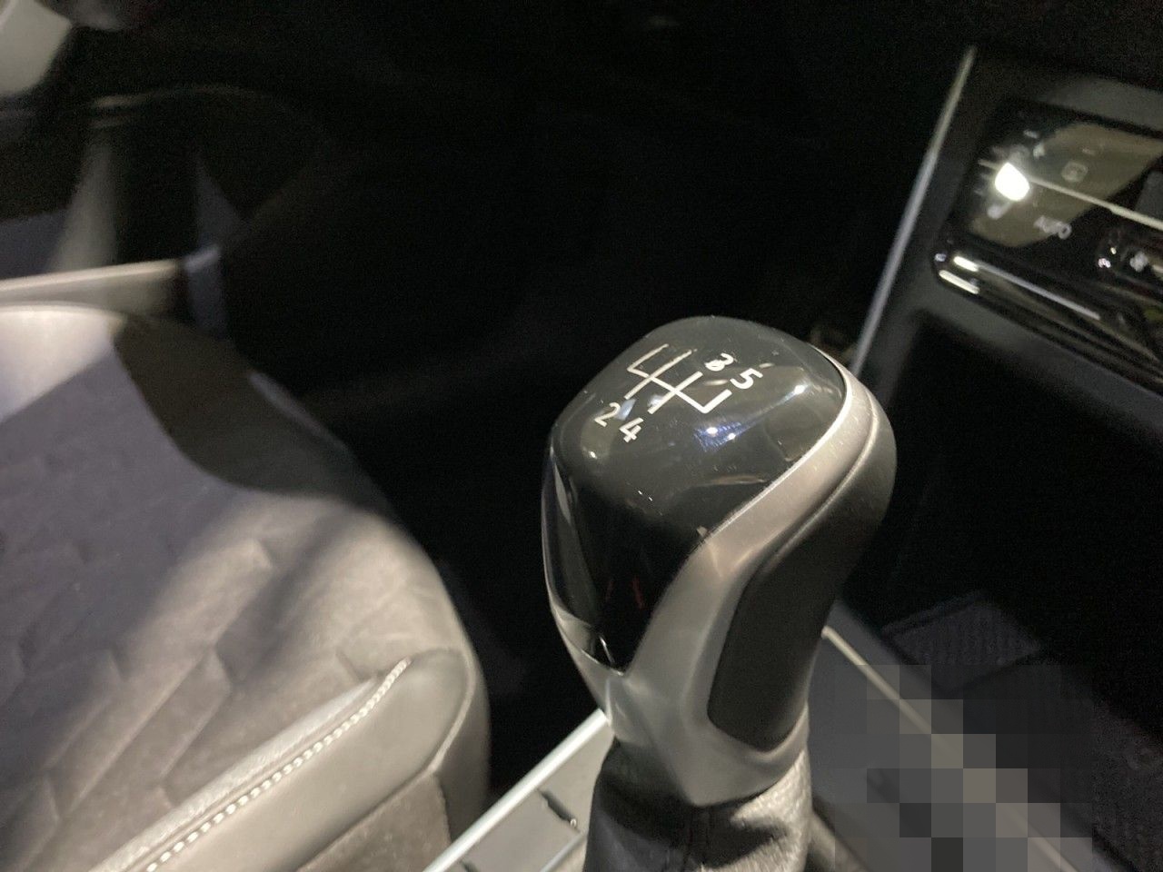 Volkswagen Taigo 1.0 TSI GOAL OPF+USB+DAB+SHZ+EPH+MAL+BAA+ foto 14
