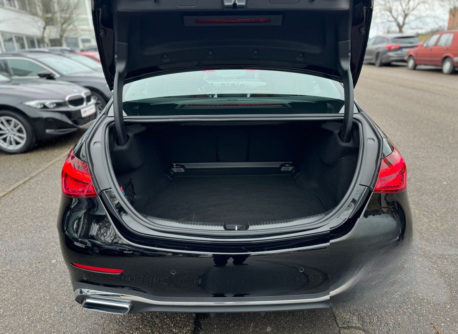 Mercedes-Benz C 200 d Lim. AMG-Line Navi LED Kamera Leder 1.H foto 15