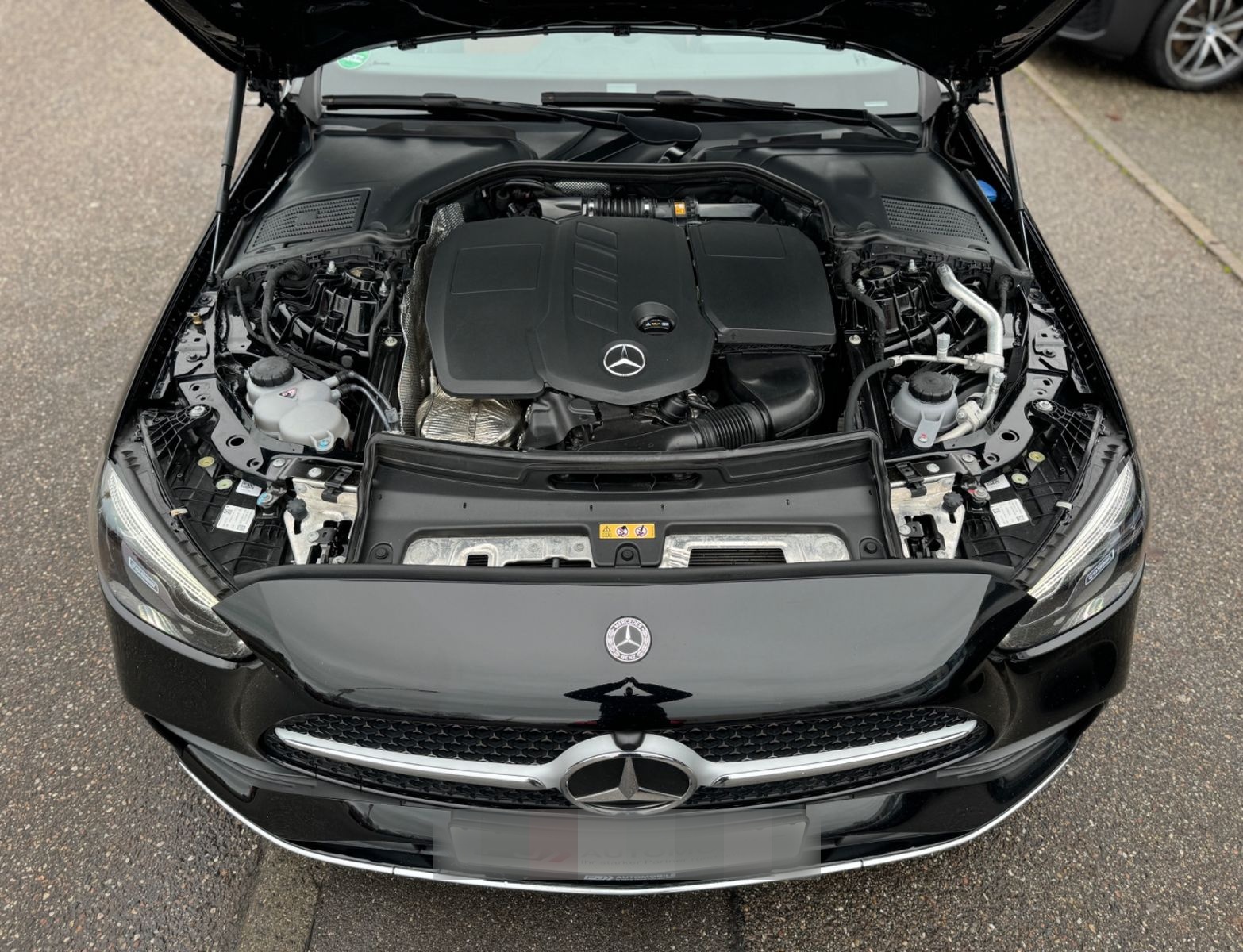 Mercedes-Benz C 200 d Lim. AMG-Line Navi LED Kamera Leder 1.H foto 16