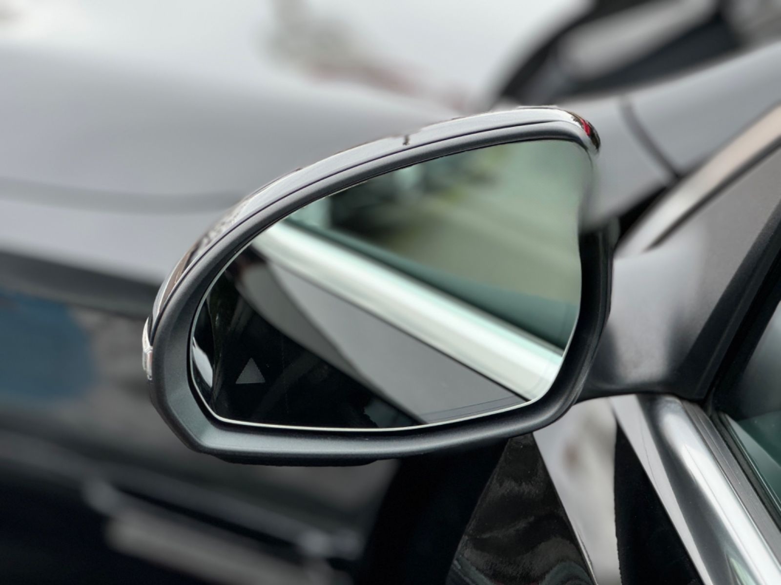 Mercedes-Benz C 200 d Lim. AMG-Line Navi LED Kamera Leder 1.H foto 17