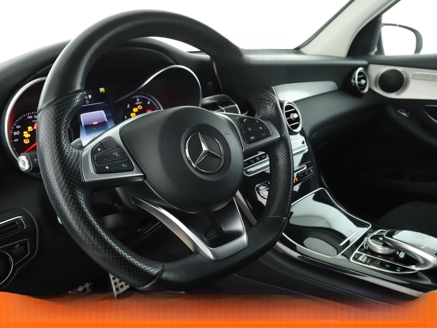 Mercedes-Benz GLC 250 4Matic AMG Line Aut.*NAVI*TEMPO*LED*CAM* foto 11