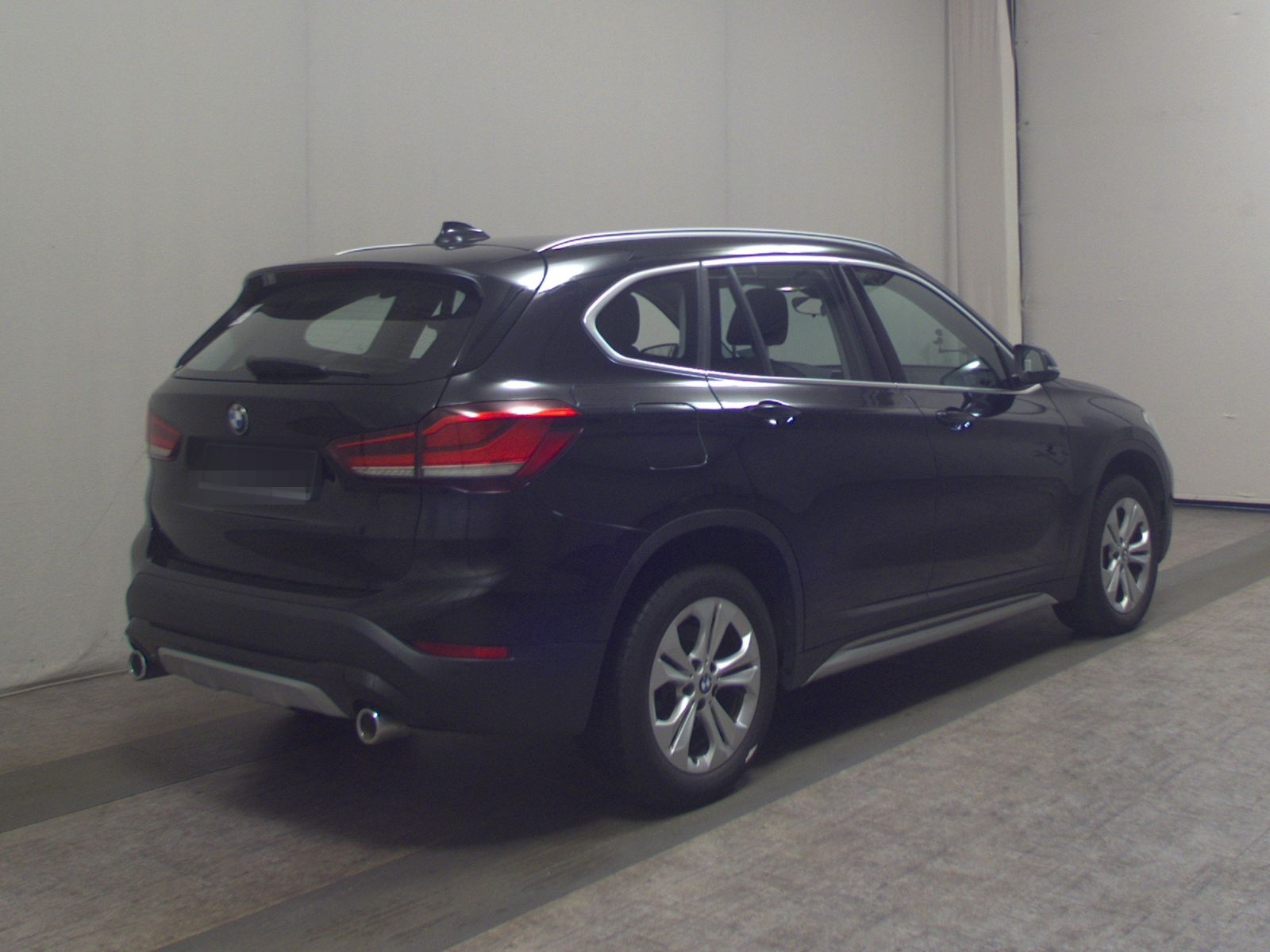BMW X1 sDrive20d X-Line T-Leder Navi LED HiFi PDC foto 4