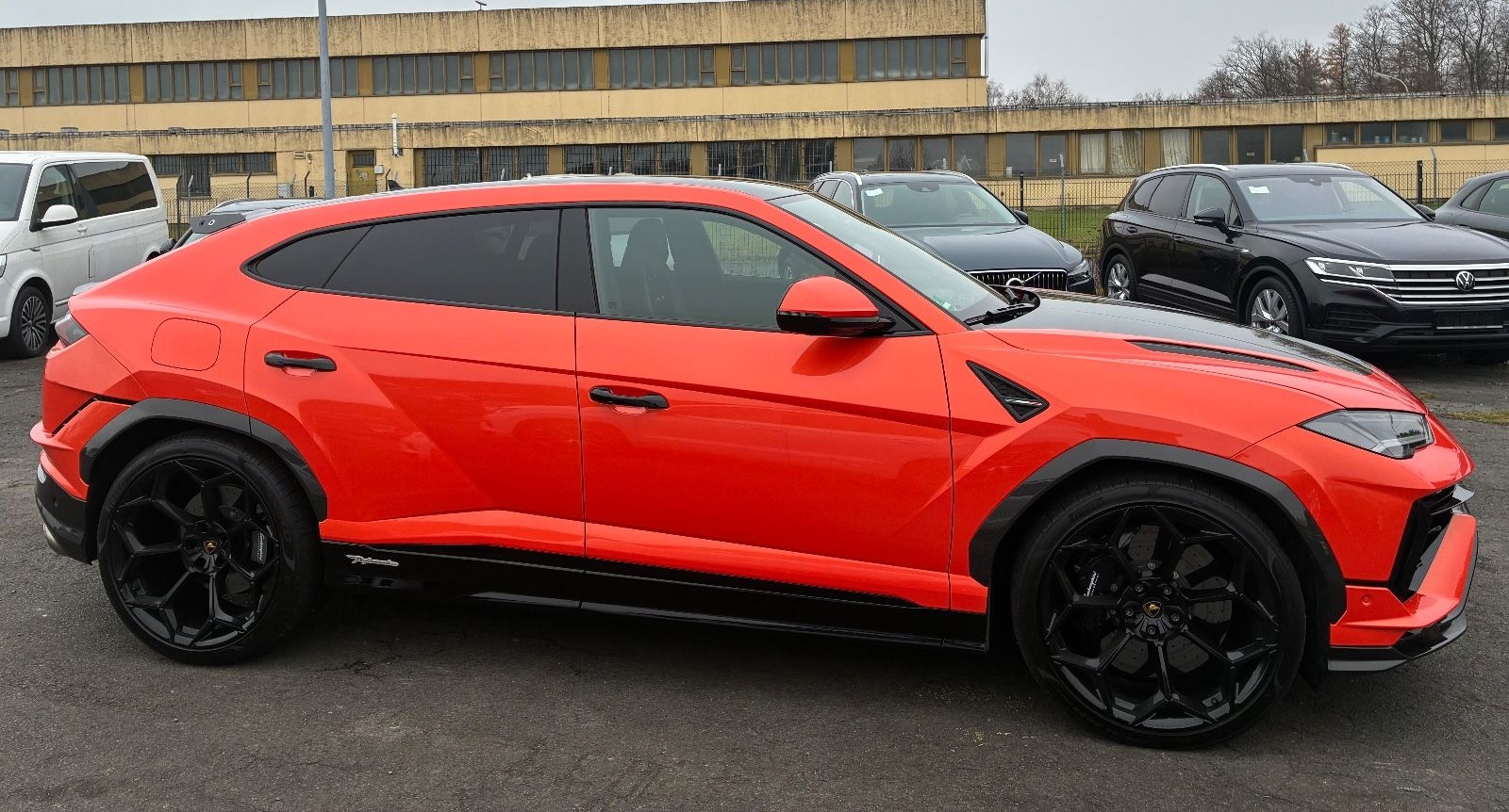 Lamborghini Urus Performante VOLL Carbon VOLL Alcantara foto 4