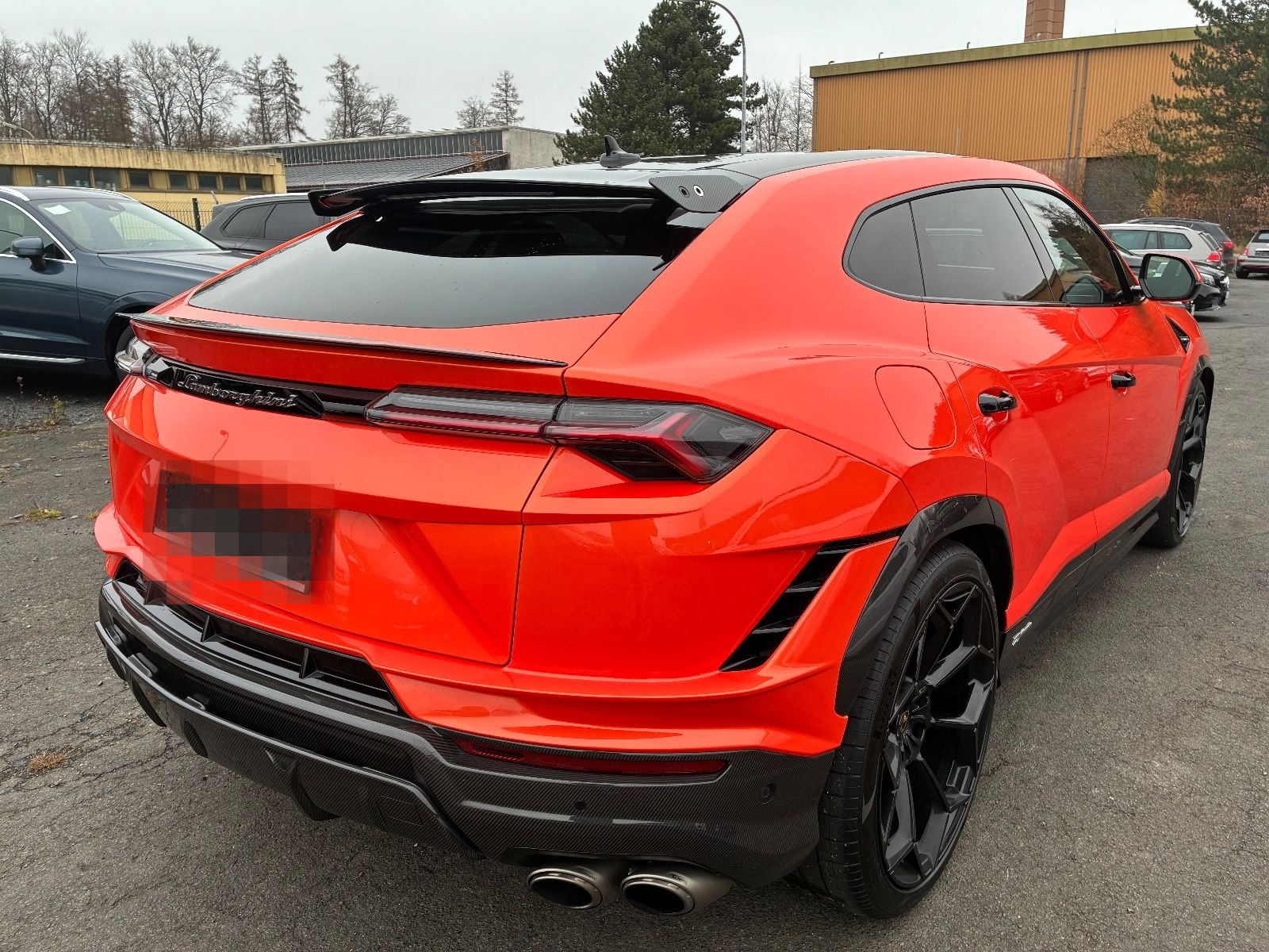 Lamborghini Urus Performante VOLL Carbon VOLL Alcantara foto 5