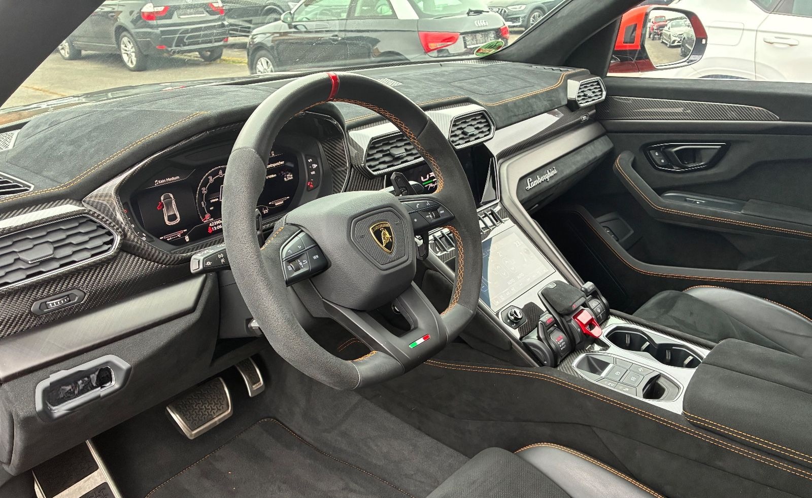 Lamborghini Urus Performante VOLL Carbon VOLL Alcantara foto 9