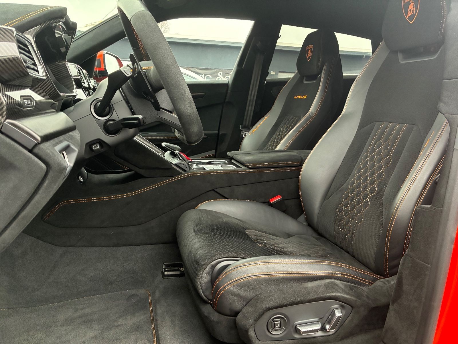 Lamborghini Urus Performante VOLL Carbon VOLL Alcantara foto 10