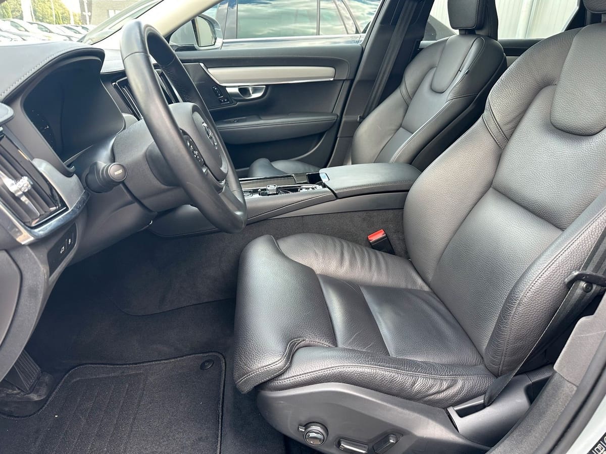 Volvo V90 T6 Recharge AWD Plus Bright NAV+LED+PANO+AHK foto 13