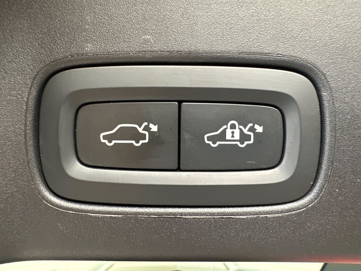 Volvo V90 T6 Recharge AWD Plus Bright NAV+LED+PANO+AHK foto 7
