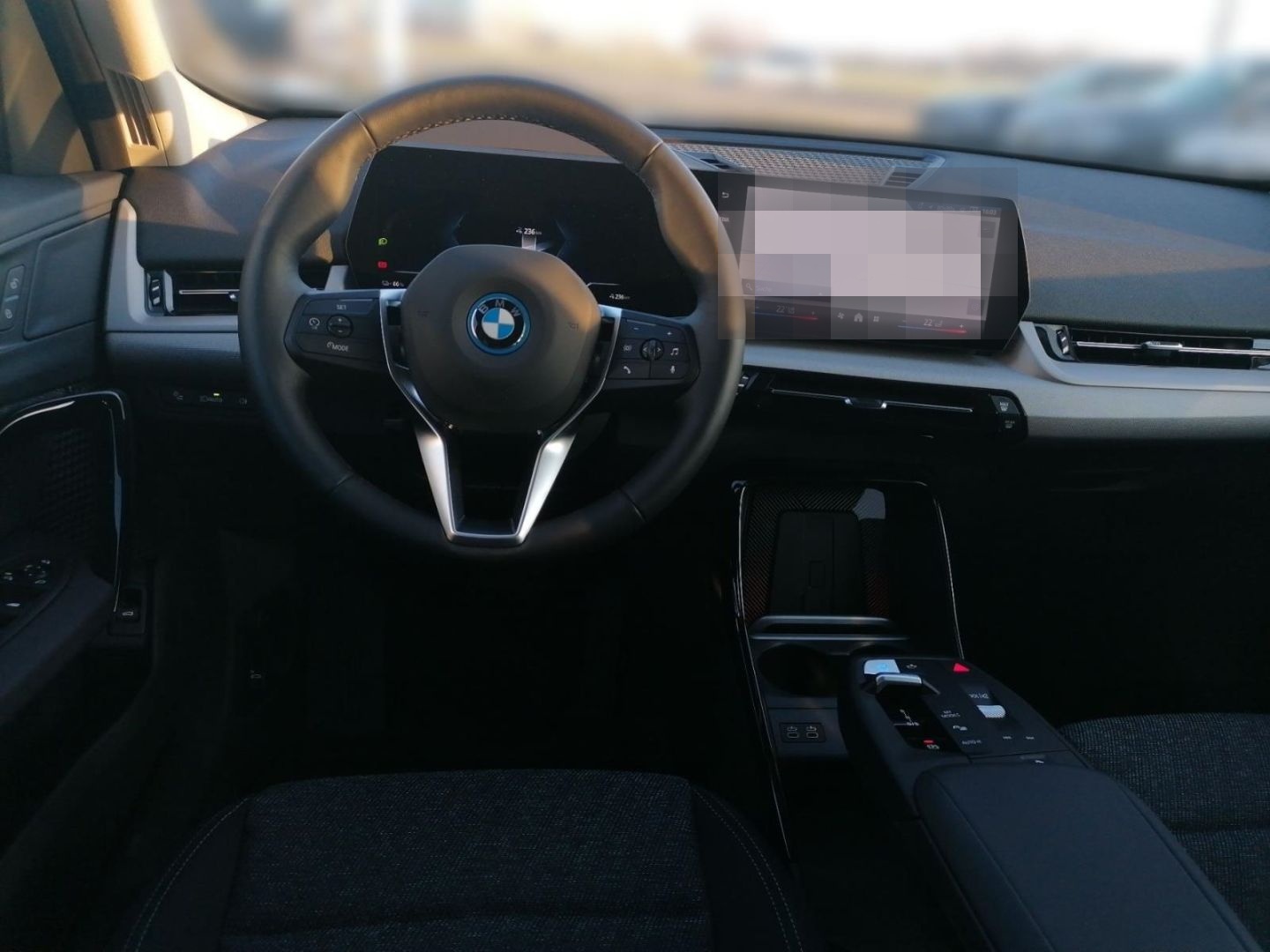 BMW iX1 eDrive20 AZV HUD Adapt.LED Massage PA+ DA+ foto 10