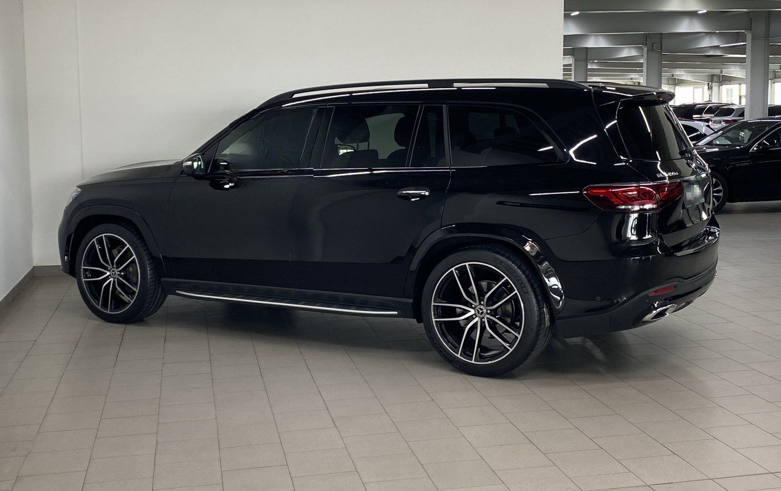 Mercedes-Benz GLS 400 d 4M AMG+NIGHT+MULTI-LED+DIST+BURM+PANO foto 2