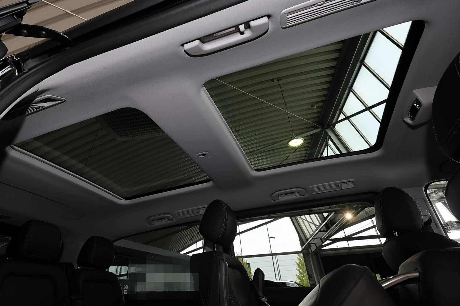 Mercedes-Benz V 300 d AVANTGARDE lang Distro+Pano+AHK+Airmatic foto 7