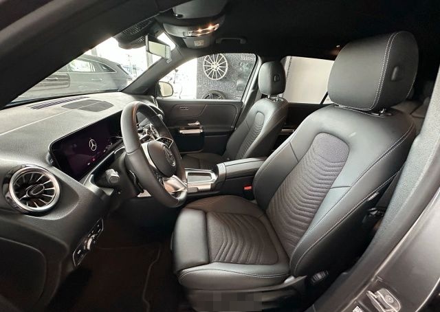 Mercedes-Benz EQB 350 4M Progressive DISTRONIC+AHK+HANDS-FREE foto 13