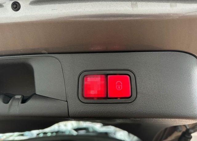 Mercedes-Benz EQB 350 4M Progressive DISTRONIC+AHK+HANDS-FREE foto 8