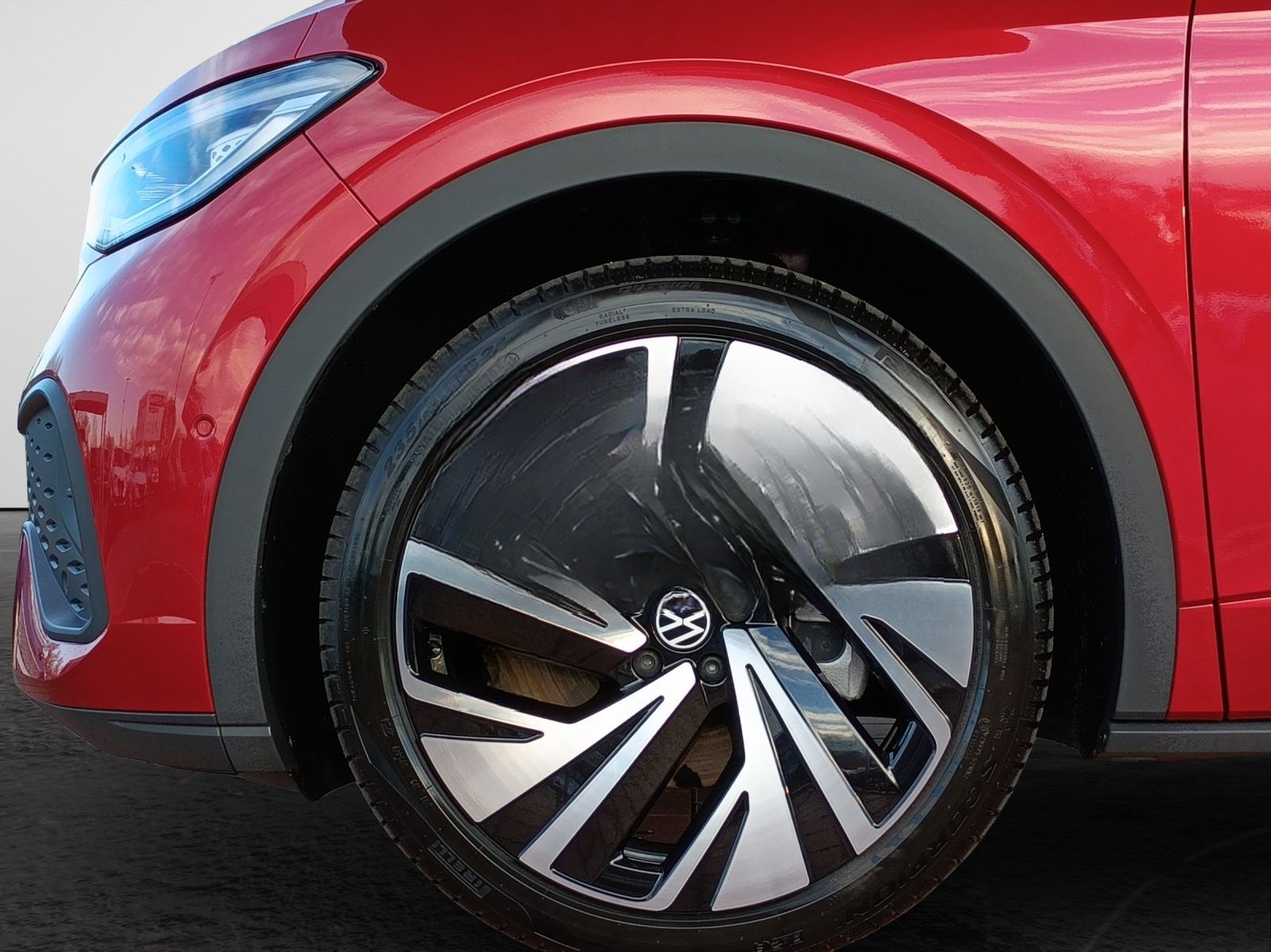 Volkswagen ID.5 Pro mit Infotainment-Paket "Plus"  HeadUp A foto 5
