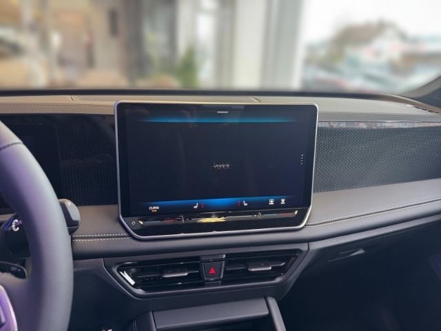Volkswagen Tiguan 1.5 eTSI DSG GOAL 5J. Garantie+Navi+PlusP foto 9