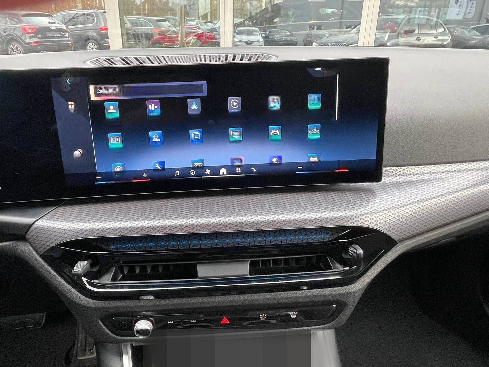 BMW 330i xDrive M-Sport Aut. AHK Navi Live Alcantara foto 15