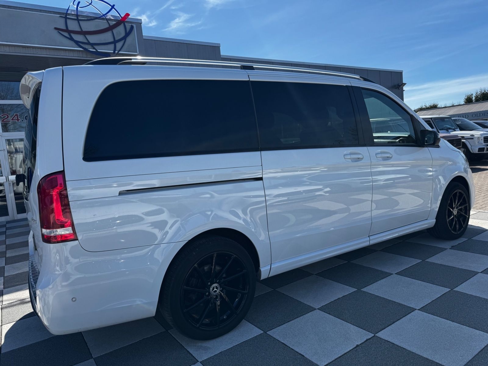 Mercedes-Benz V 250 CDI 4Matic AMG-Line +Lang +360° +ILS+Leder foto 9