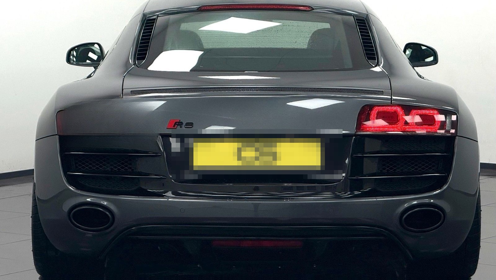 Audi R8 Coupe 5.2 FSI V10 quattro Carbon B&O R-Kamera foto 6