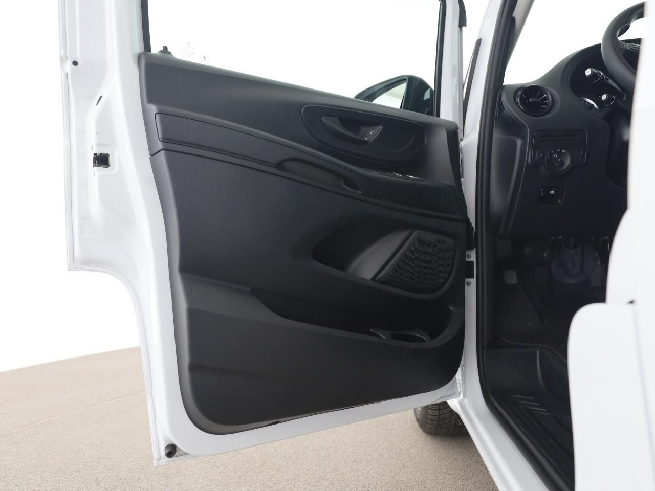 Mercedes-Benz Vito 116 CDI Kombi Tourer Lang 9 Sitzer LED RFK foto 12