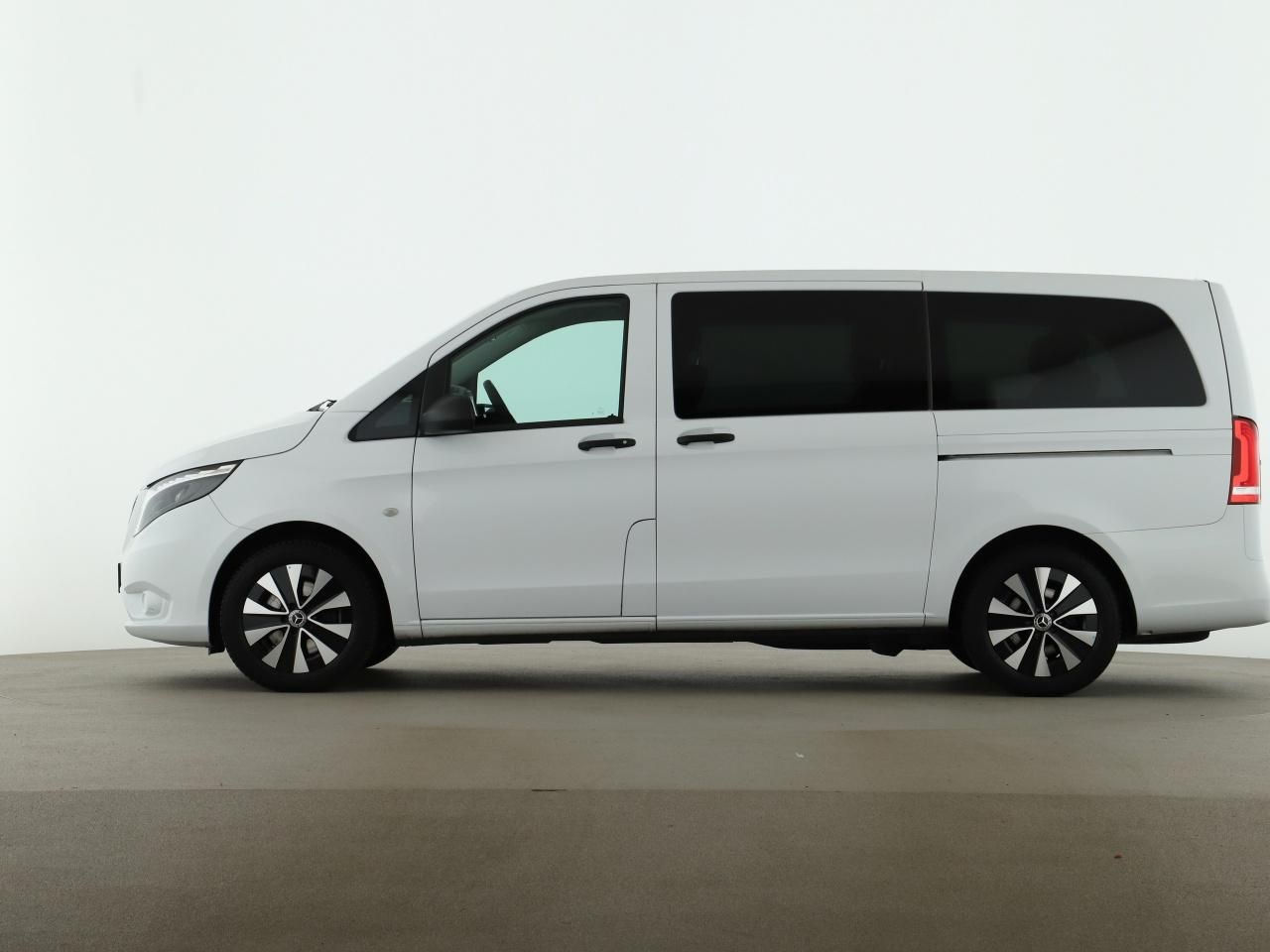 Mercedes-Benz Vito 116 CDI Kombi Tourer Lang 9 Sitzer LED RFK foto 3