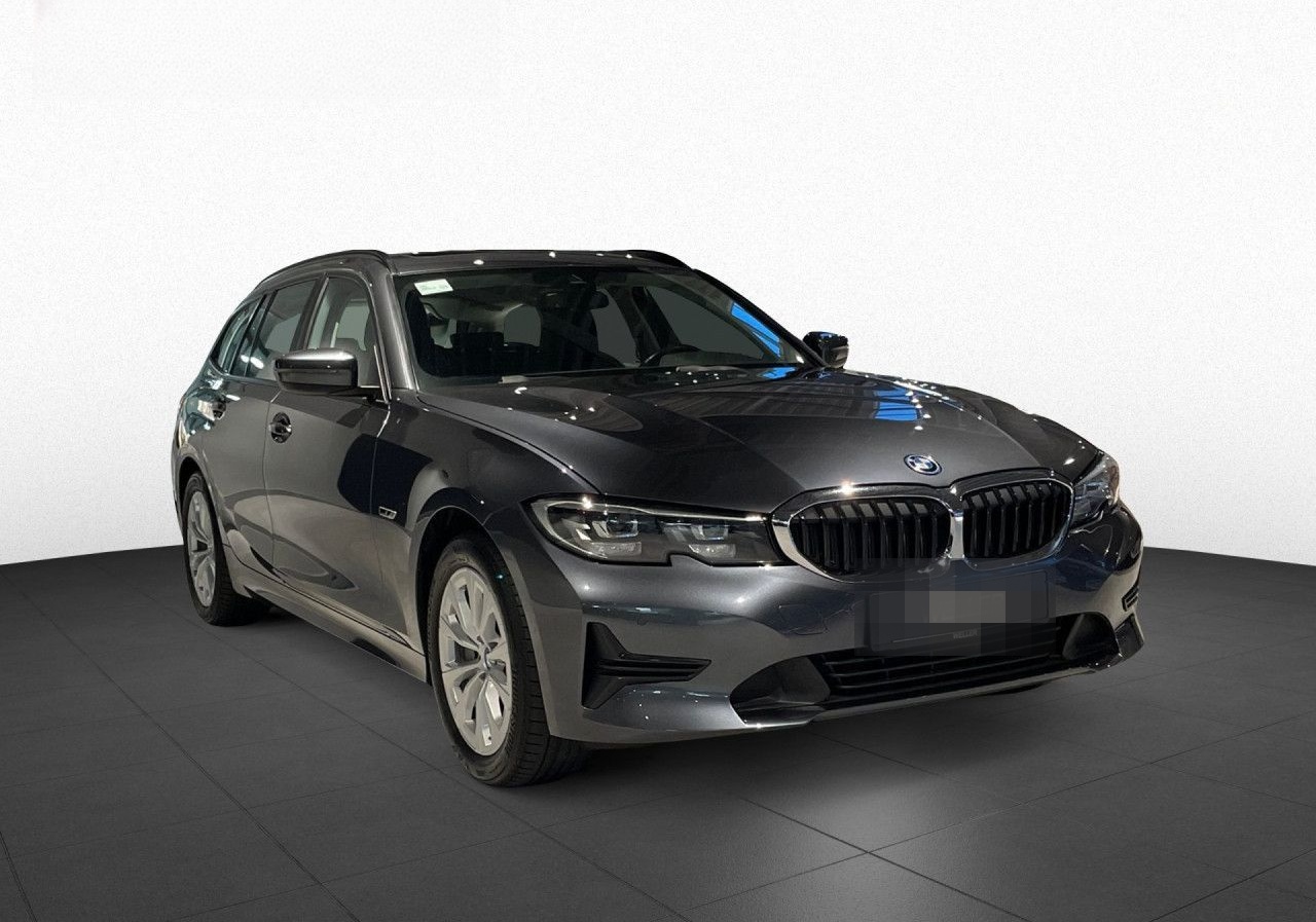 BMW 330e Touring Advantage Pano,Tempo,LiCoPro,PDC foto 4