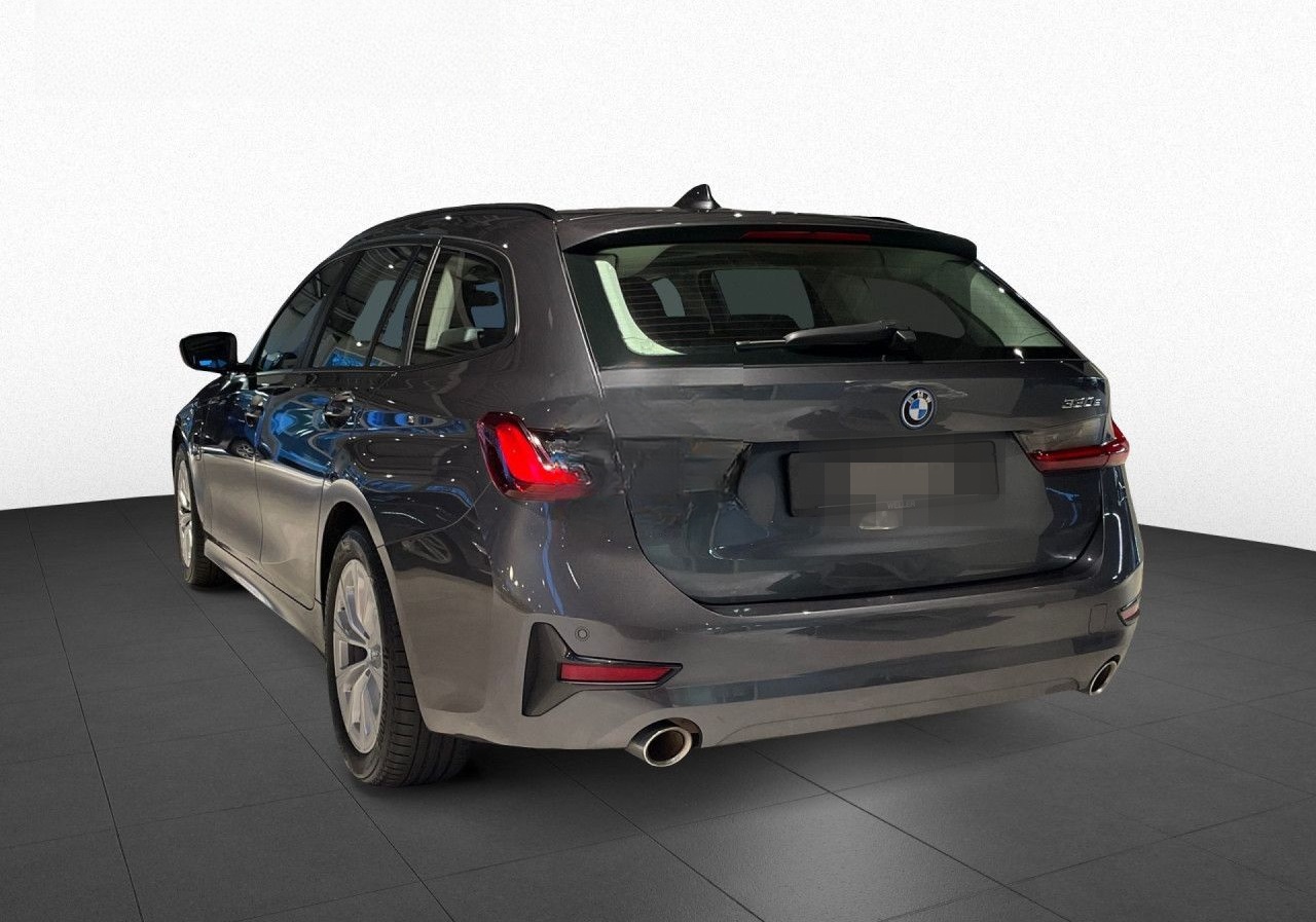 BMW 330e Touring Advantage Pano,Tempo,LiCoPro,PDC foto 6