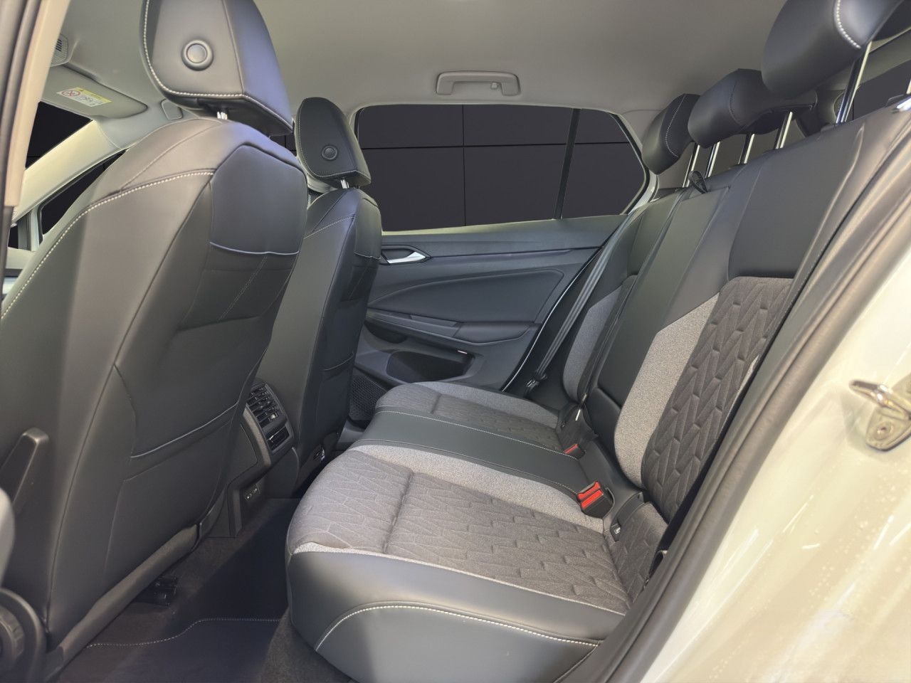 Volkswagen Golf Energy 1.5eTSI DSG LED AppCon SHZ Bluetooth foto 14