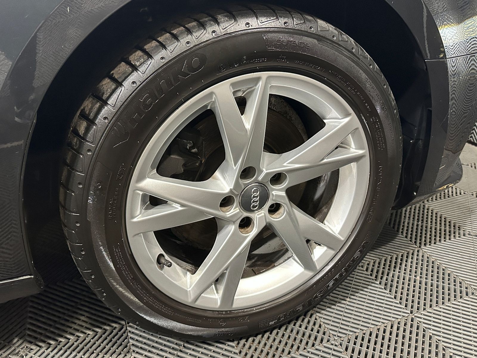 Audi A4 Lim. sport*ULTRA*BiXENON-NAV-PDC-SHZ-TEMPO foto 8