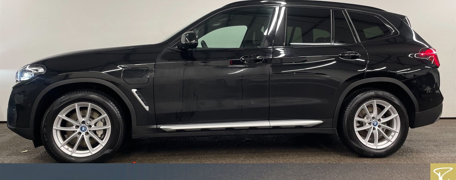BMW X3 xDrive 30e A LCPro ACC RFK PDC SHZ 18" LM foto 9