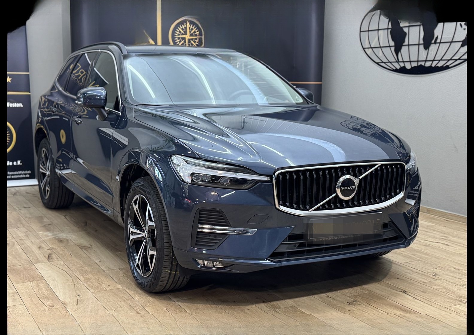 Volvo XC60 B4 D Momentum *LED*AHK*ACC*KAM*MJ2022*19Z* foto 2