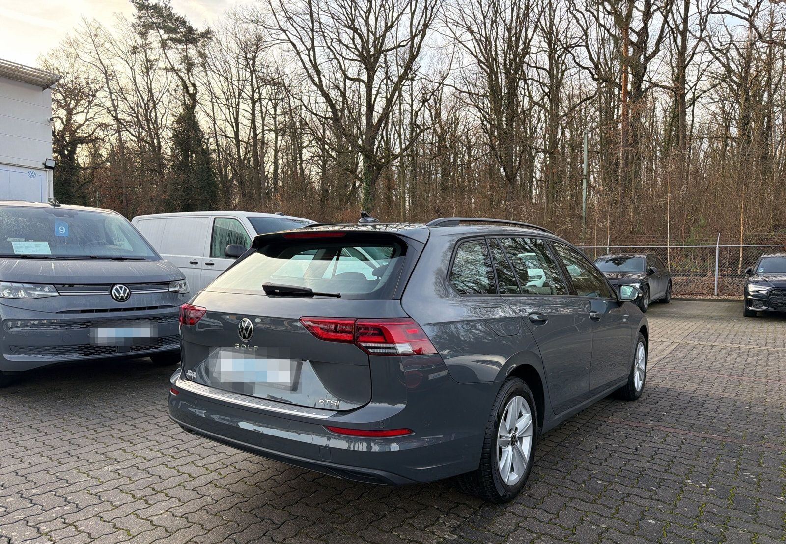 Volkswagen Golf  Variant Life eTSi DSG Navi AZV LED foto 4